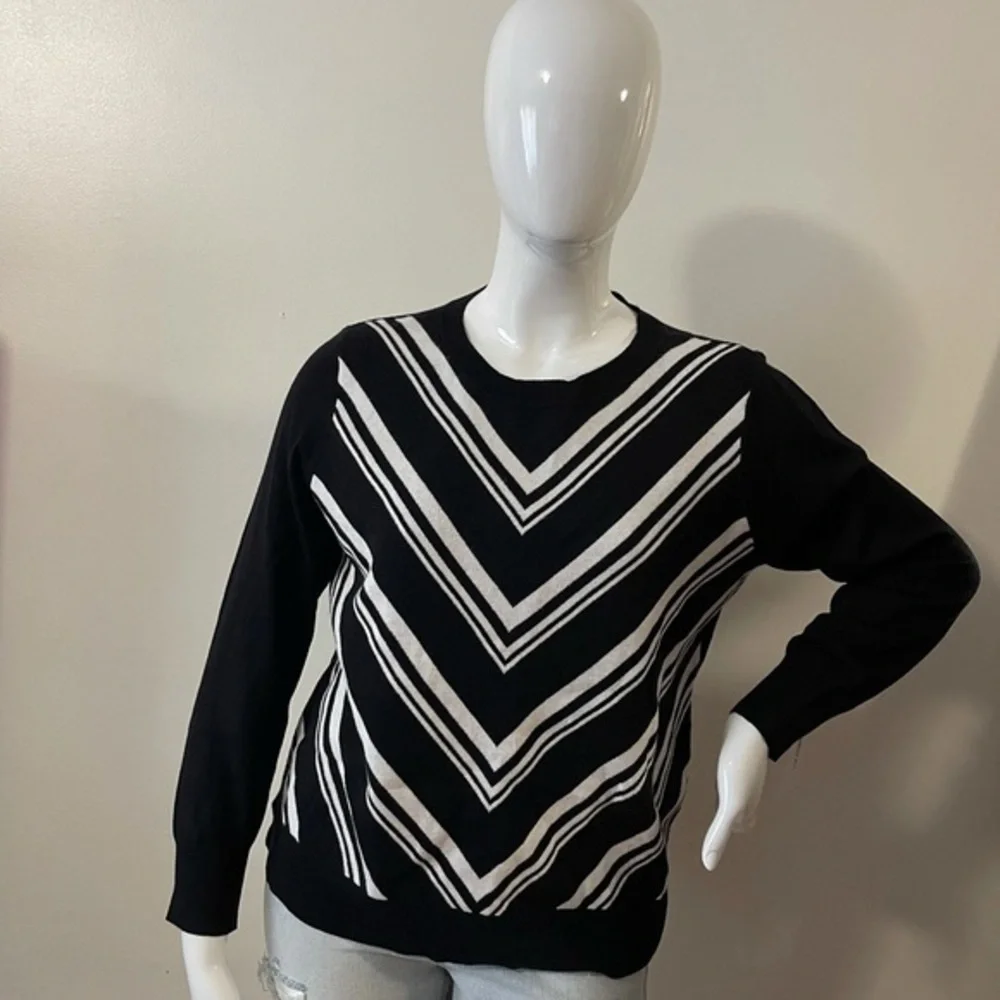 Liz Claiborne product description